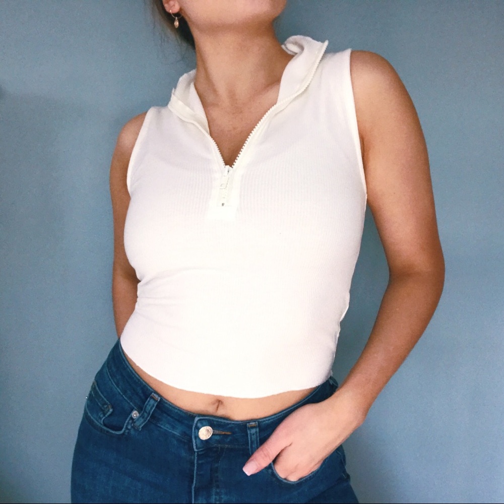 Zip up crop top